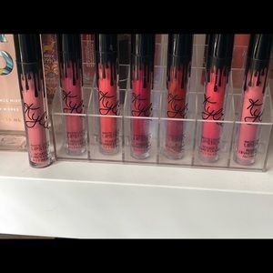7 KYLIE liquid lipsticks